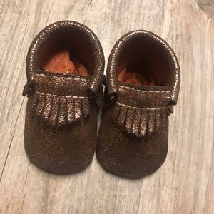 Freshly picked brown with rose gold finish size 1